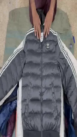 Adidas Puffer jackets - 15 pcs