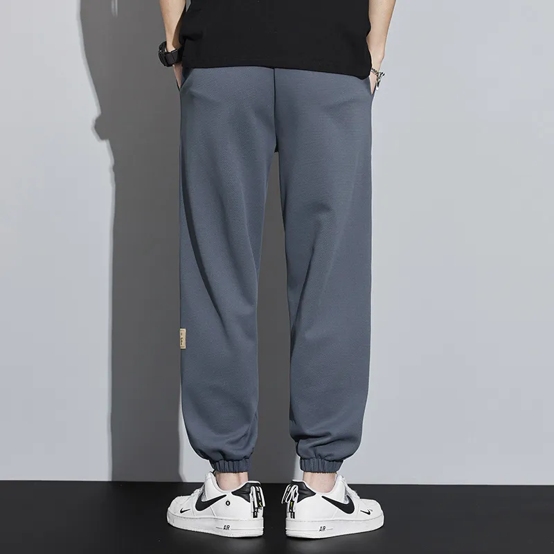 Tapered Knitted Sports Patched Pocket Sweatpant