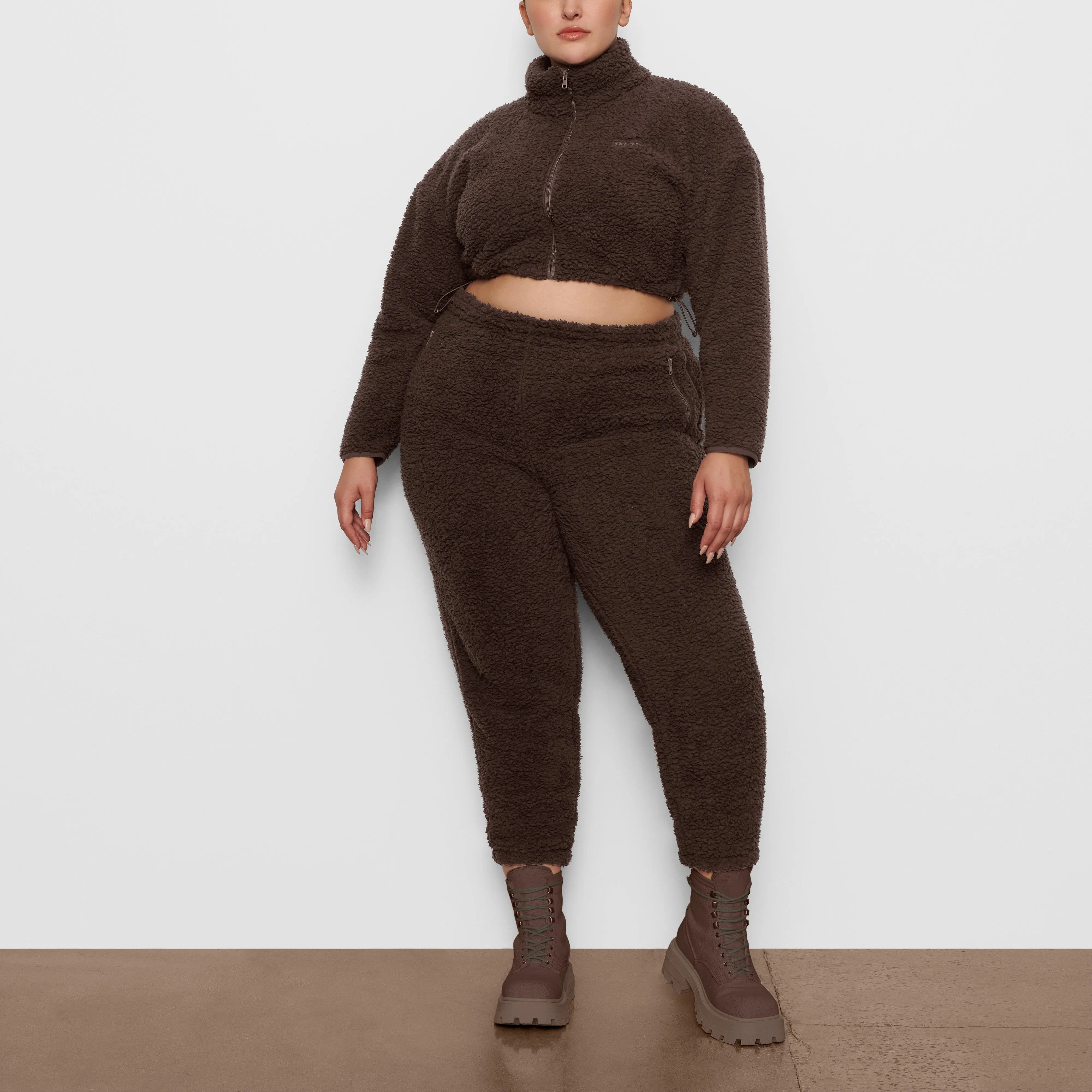 TEDDY ZIP UP CROP JACKET | ESPRESSO